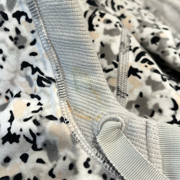 Lululemon after asana hoodie - Picture 9 of 11